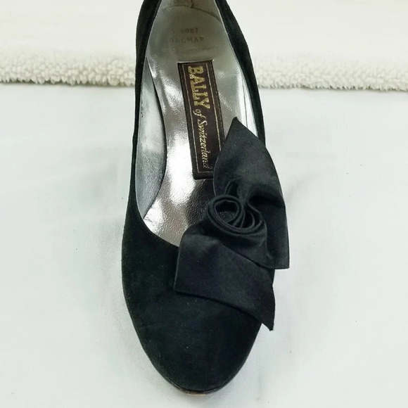Bally Dagmar size 5.5B Women's Black Suede Satin Bow Accent Slip On Kitten Heels - Picture 3 of 12